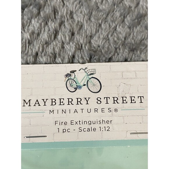 MINIATURE DOLLHOUSE 1:12 SCALE FIRE EXTINGUISHER TRAY TRAIN VILLAGE - Picture 4 of 6